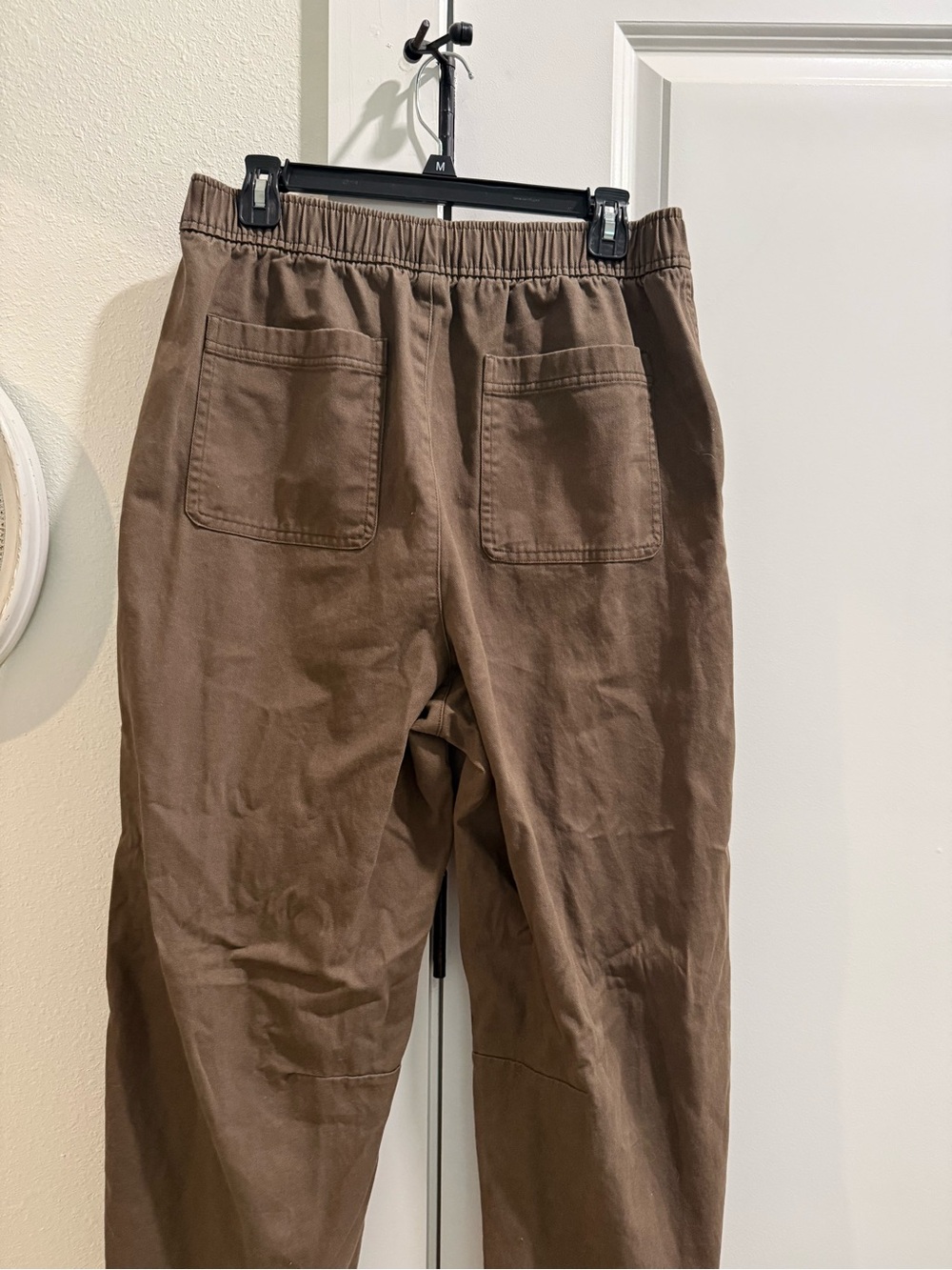 Old Navy High Waisted Barrel Ankle Pants - Picture 4 of 5